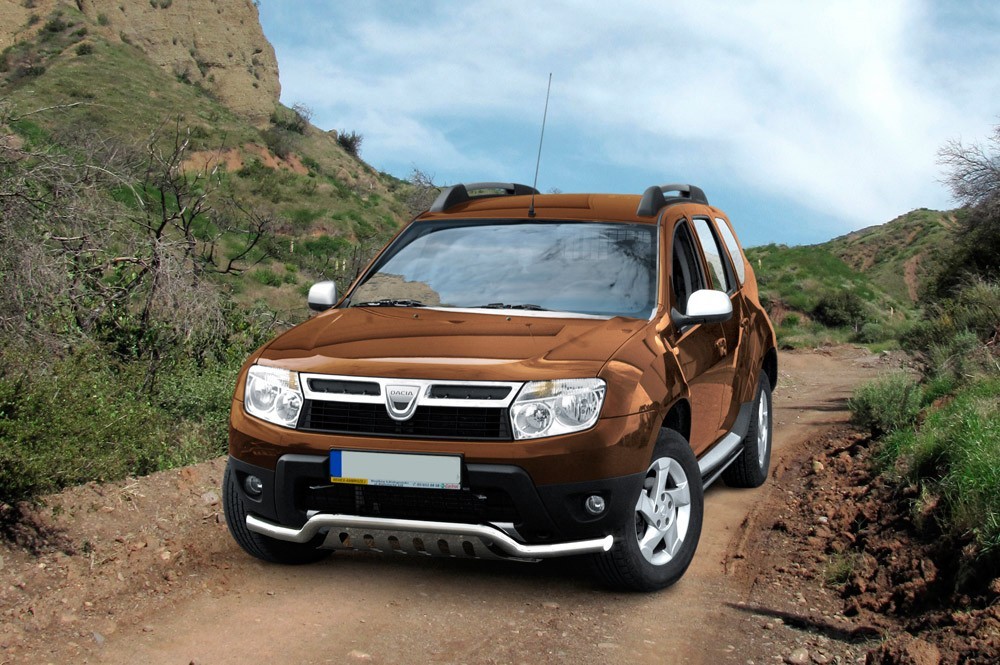 Pare-buffle avec barre de Spoiler et plaque de protection Dacia Duster