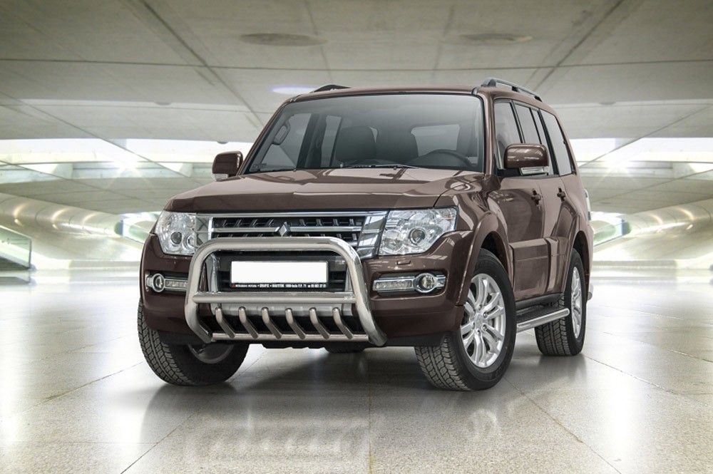 Pare-buffle avec grille Mitsubishi Pajero (2015 -)