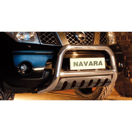 Pare-buffle avec plaque de protection Nissan Navara (2005-2010)