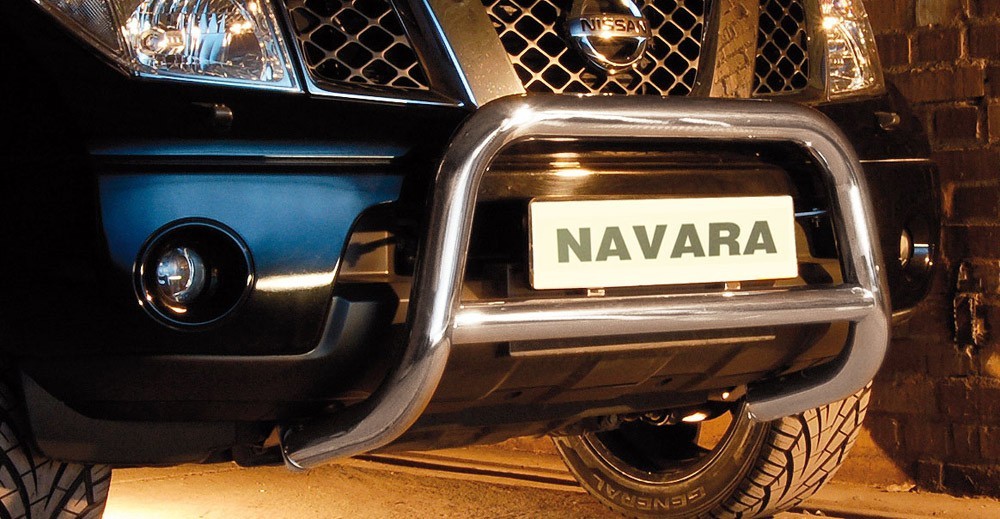 Pare-buffle avec barre transversale Nissan Navara (2005-2010)