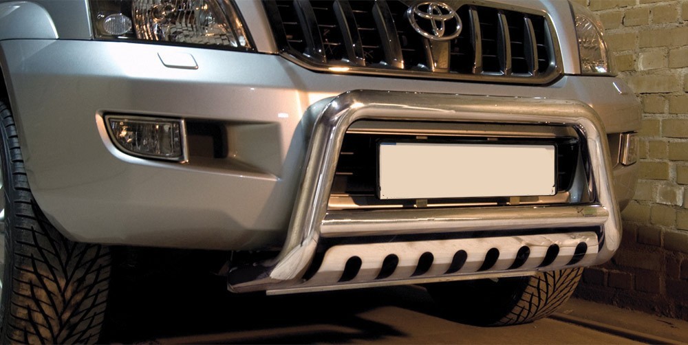 Pare-buffle avec plaque de protection Toyota Land Cruiser 120 (2002-2009)