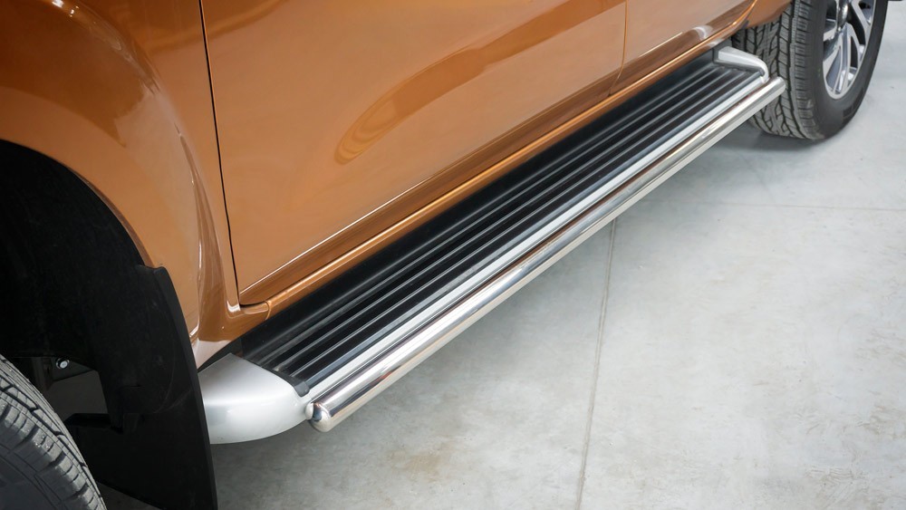 Marchepieds Nissan Navara NP300 (2015-) - Rond Latéraux -