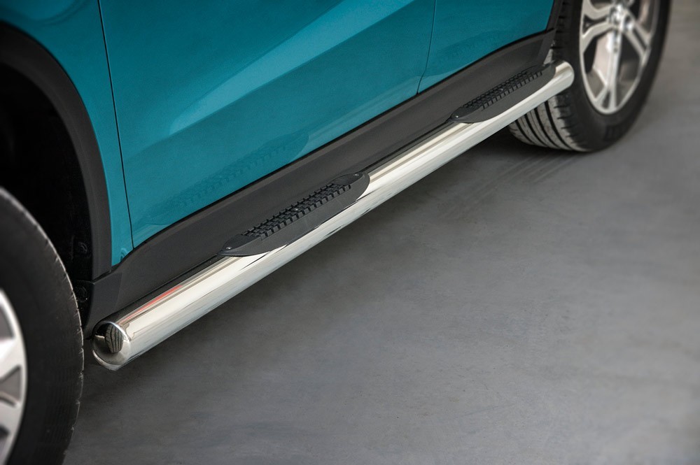 Marchepieds Suzuki Vitara (2018-) - Latéraux avec revêtement en plastique anti-dérapant -