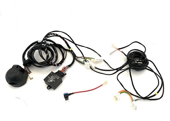 Faisceau 7 broches multiplexé spécifique Hyundai i40 à partir de 9/2011