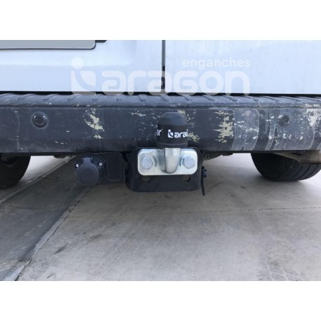 ATTELAGE FORD TRANSIT CUSTOM MINIBUS DE 2012 AU 5/2016 [ROTULE SUR PLATINE]