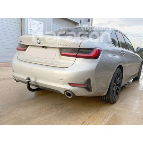 Attelage BMW Série 3 (F30, F35 et F80) Berline à partir de 2/2012 [Rotule avec outils]