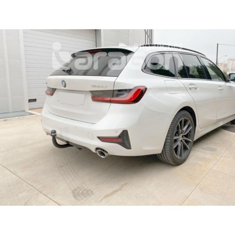 Attelage BMW Série 3 (F30, F35 et F80) Berline à partir de 2/2012 [Rotule avec outils]
