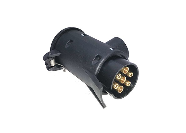  ADAPTATEUR 13 BROCHES → 7 BROCHES