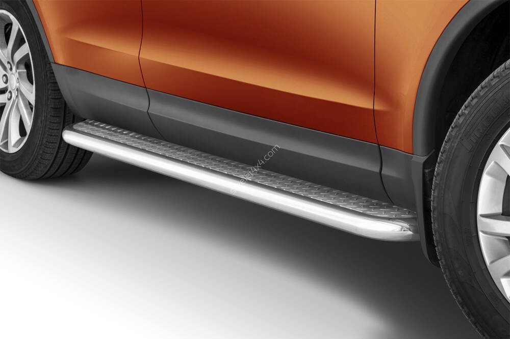 Marchepieds Toyota Hilux (2018-) - Plat avec plaque anti-dérapante -