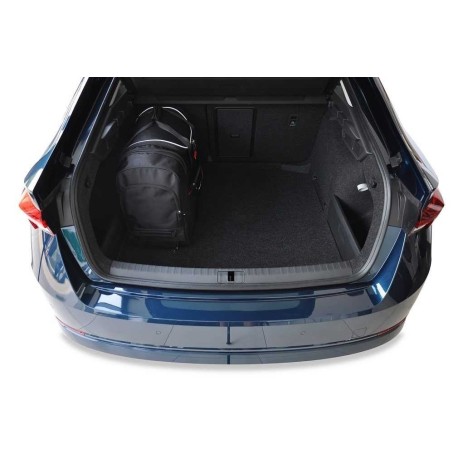 SKODA OCTAVIA LIFTBACK 2020+ PACK DE SACS 5 PAR