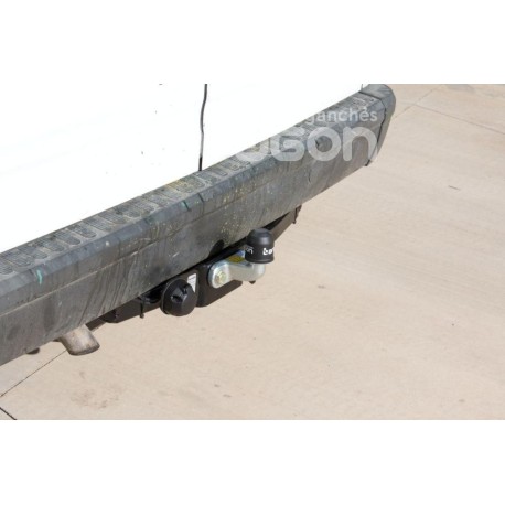 ATTELAGE FORD TRANSIT CONNECT (INC. TOURNEO)