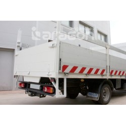 Attelage Nissan CABSTAR pick-up et chassis cabine (1998-9/2011) + faisceau standard [Rotule sur platine] 
