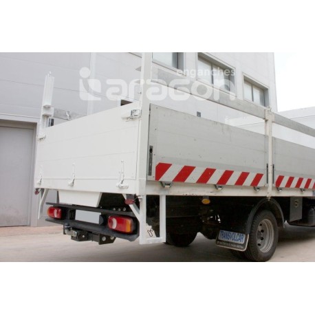 Attelage Nissan CABSTAR pick-up et chassis cabine (1998-9/2011) + faisceau standard [Rotule sur platine] 