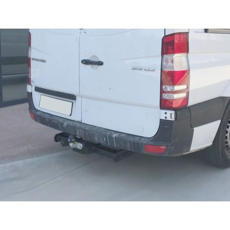 Attelage Mercedes Sprinter II fourgon minibus 3,0T / 3,5T SANS marchepied (2006-)