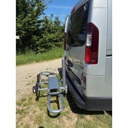 Porte-moto sur attelage Carry On – 180 kg | Réf. 6750