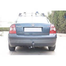  ATTELAGE VOLKSWAGEN PASSAT BERLINE (10/2000-2/2005)