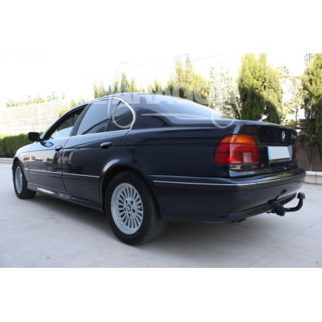  ATTELAGE BMW SÉRIE 5 (E39) BERLINE (12/1995-6/2003) [COL DE CYGNE]