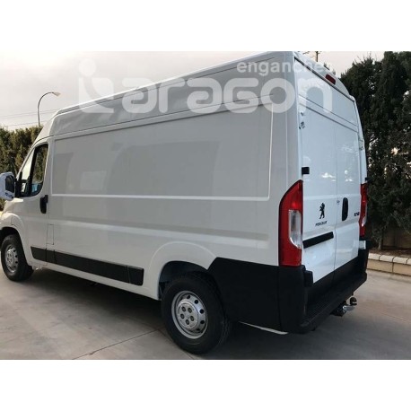 Attelage Peugeot BOXER Chassis cabine du 4/2006 au 05/2014 [Rotule sur platine]