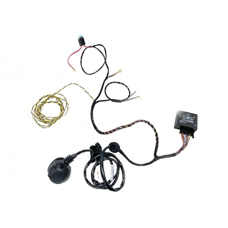 Attelage BMW Série 3 (F30, F35 et F80) Berline à partir de 2/2012 [Rotule avec outils]