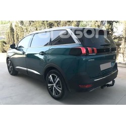 Attelage Peugeot 5008 II à partir du 2/2017 [Col de cygne]