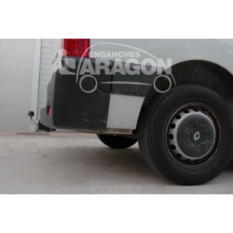  ATTELAGE RENAULT MASTER FOURGON