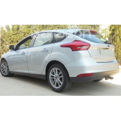 Attelage FORD FOCUS 1 Hayon de 1998 à 2005 + Faisceau standard [Rotule sur platine] 