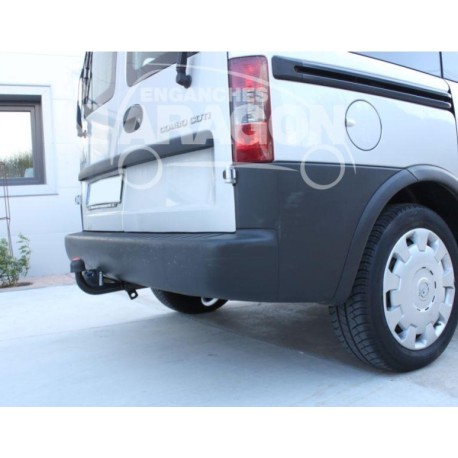 Attelage Aragon pour OPEL COMBO (C) Fourgon (12/2001-12/2012) [Col de Cygne]