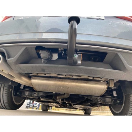 Attelage Audi A3 Sportback (2013-) + Faisceau spécifique [Rotule automatique] 