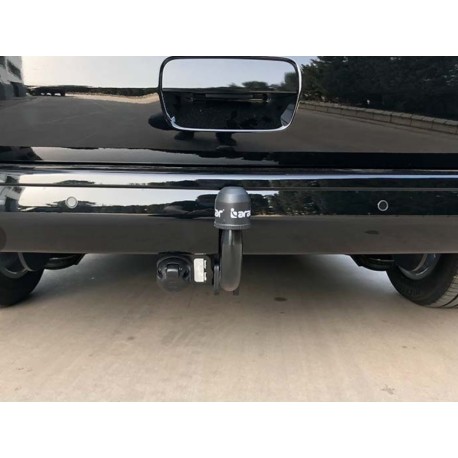 Attelage Peugeot Expert fourgonnette et Traveller à partir du 4/2016 [Rotule sans outils]