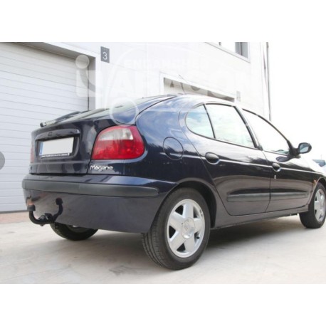 ATTELAGE RENAULT MEGANE 1 BERLINE 5 PORTES DE 1996 À 2002