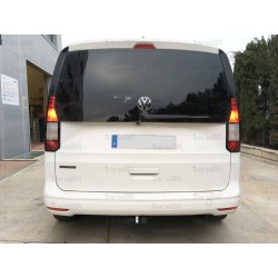 Attelage Volkswagen Tiguan II à partir de 2016 [Rotule avec outils]