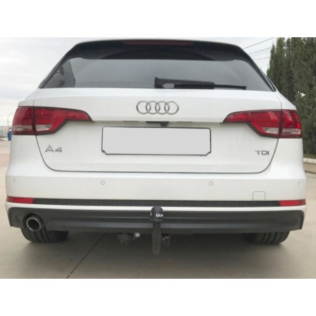 Attelage Audi A4 Berline et break (B9) à partir du 6/2015 [Rotule avec outils]