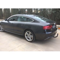 Attelage Audi A4 Berline et break (B9) à partir du 6/2015 [Rotule avec outils]