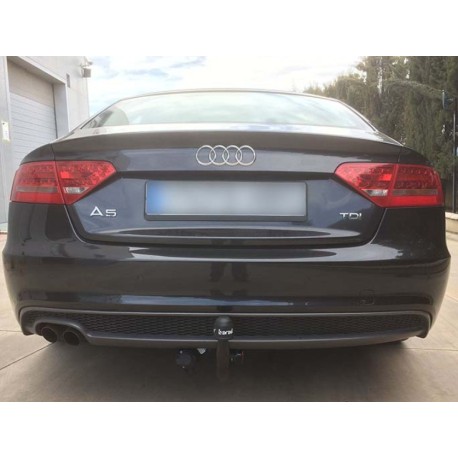 Attelage Audi A4 Berline et break (B9) à partir du 6/2015 [Rotule avec outils]