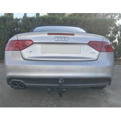 Attelage Audi A4 Berline et break (B9) à partir du 6/2015 [Rotule avec outils]