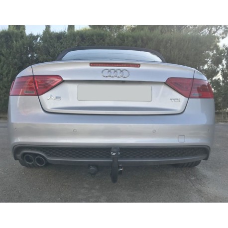 Attelage Audi A4 Berline et break (B9) à partir du 6/2015 [Rotule avec outils]