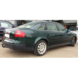 Attelage Audi A4 Berline et break (B9) à partir du 6/2015 [Rotule avec outils]