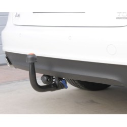 Attelage Audi A4 Berline et break (B9) à partir du 6/2015 [Rotule avec outils]