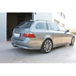 Attelage Aragon Pour BMW Série 5 (E61) Break du 01/2004 au 12/2011 [Col de Cygne]