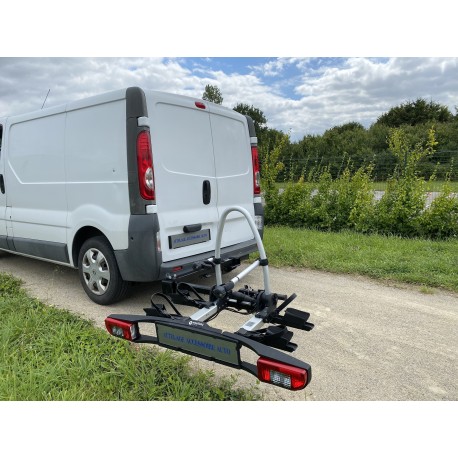 Module Pivotant Van-Swing pour Fourgons Aménagés avec Ouverture à Droite