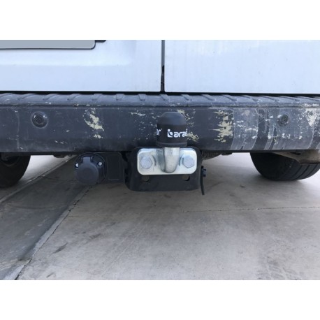 Attelage FORD TRANSIT Custom du 6/2016 au 5/2019 [Rotule sur platine]