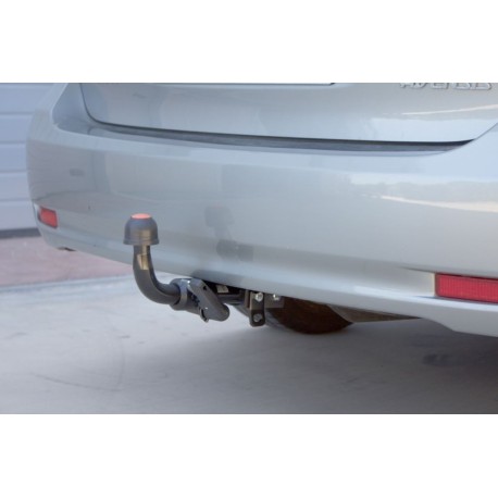 Attelage Steinhof Pour Toyota Avensis (T22) de 1997 au 04/2003 [Col de Cygne]
