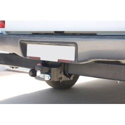 Attelage Toyota Hilux 4x4 (N15,N25, N26) à partir de 2005 à 2016 [Rotule sur platine] 