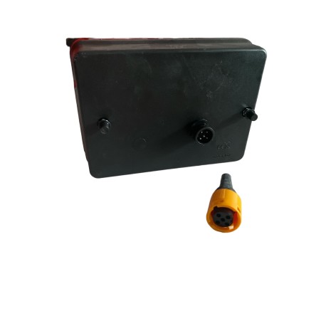  FEU ARRIÈRE GAUCHE 6 FONCTIONS POUR REMORQUE (RECTANGULAIRE)