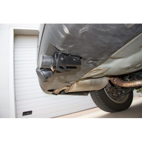 Attelage Aragon pour Subaru Outback produit du 01/2009 au 12/2014 [Rotule Auto. RDSOH]