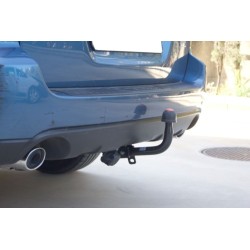 Attelage Aragon pour Subaru Outback produit du 01/2004 au 12/2009 [Rotule Col De Cygne. CDC]
